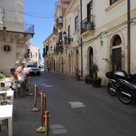 La Casa Di Eva In Via Nizza Apartment Syracuse Exterior photo